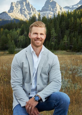 Portrait of Devin Stephens, Associate, Canmore/Banff Investment Real Estate Specialist.